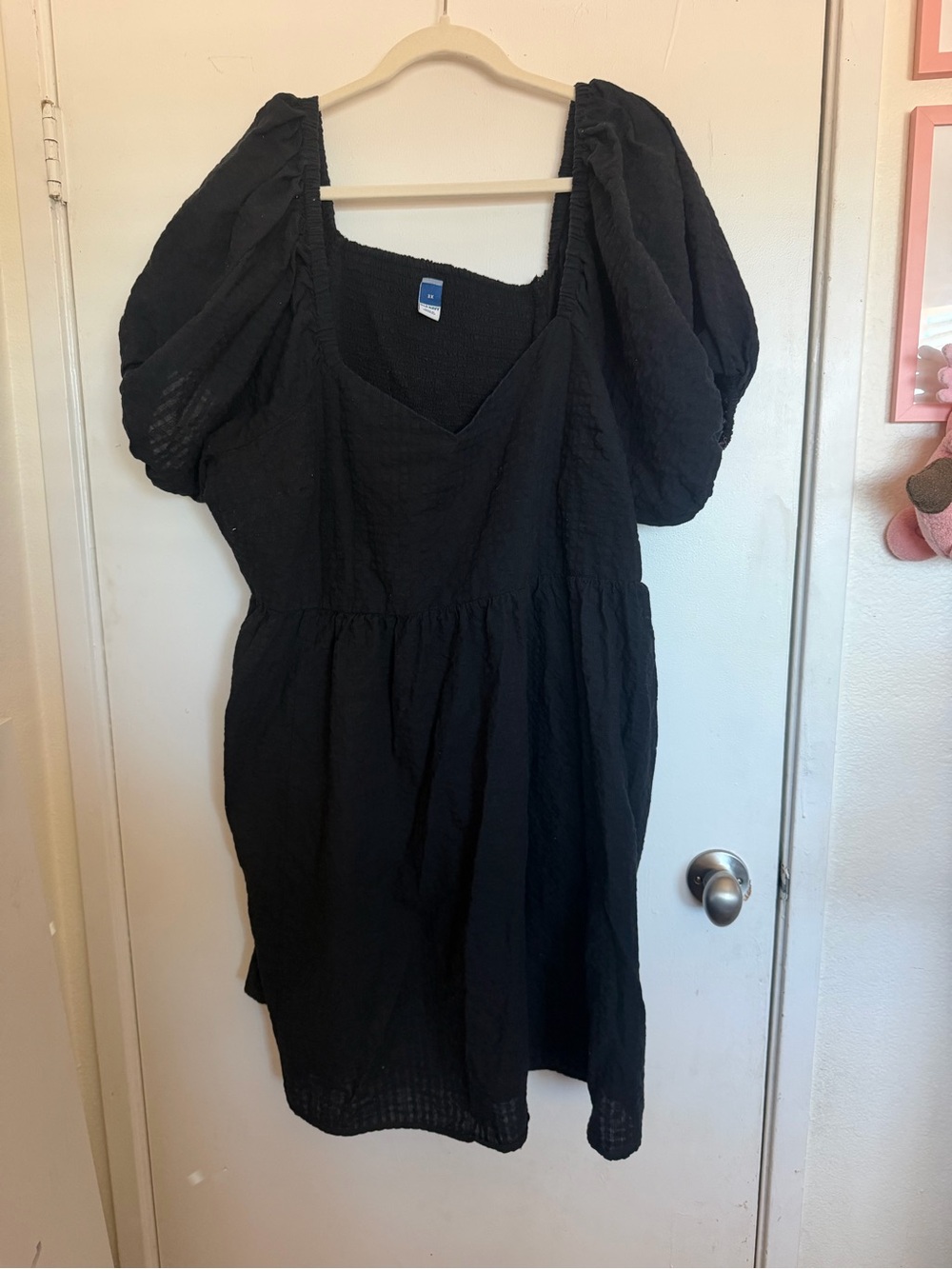 Old Navy Black Puff-Sleeve Midi Dress